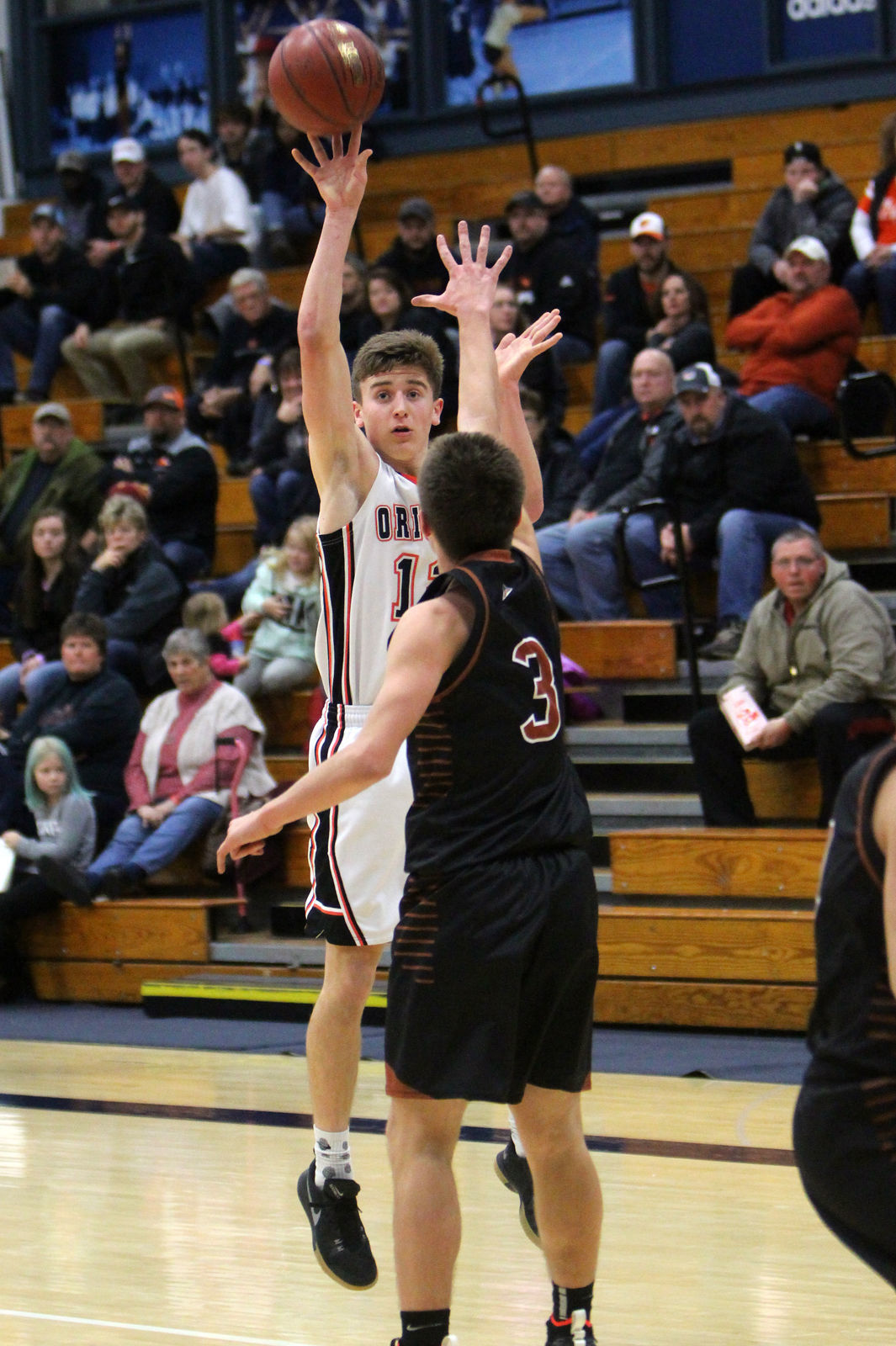 Bloomer boys basketball vs Stanley-Boyd at UW-Stout 12-1-18